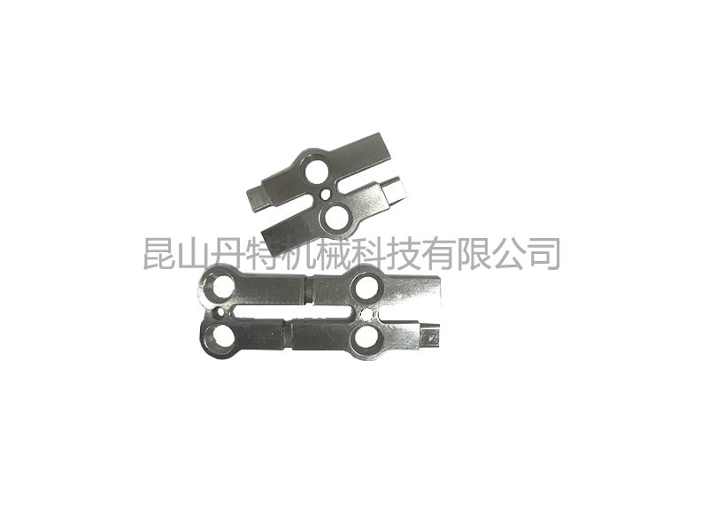 1588838003537552.jpg 可調節(jié)滑板2.jpg